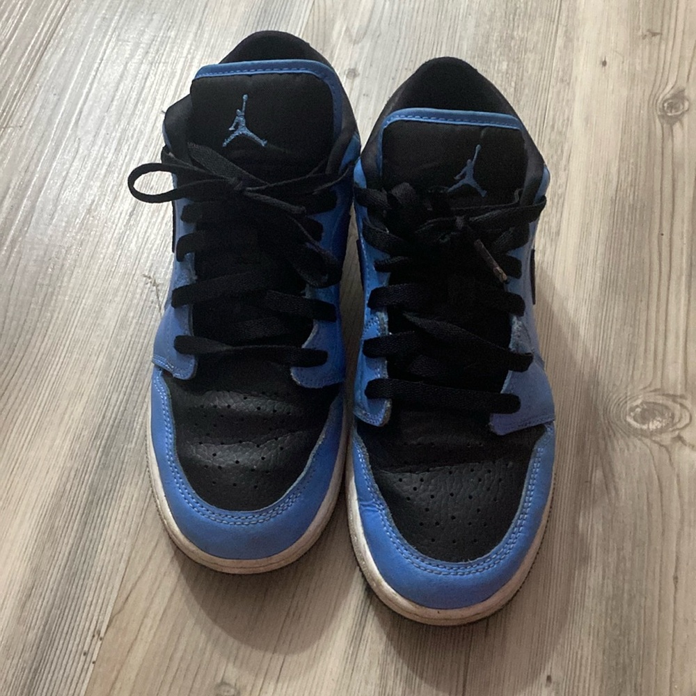 Jordan 1s low